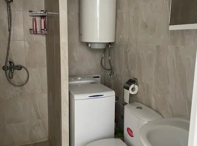 Aivazovski Park - Sp Πομόριε