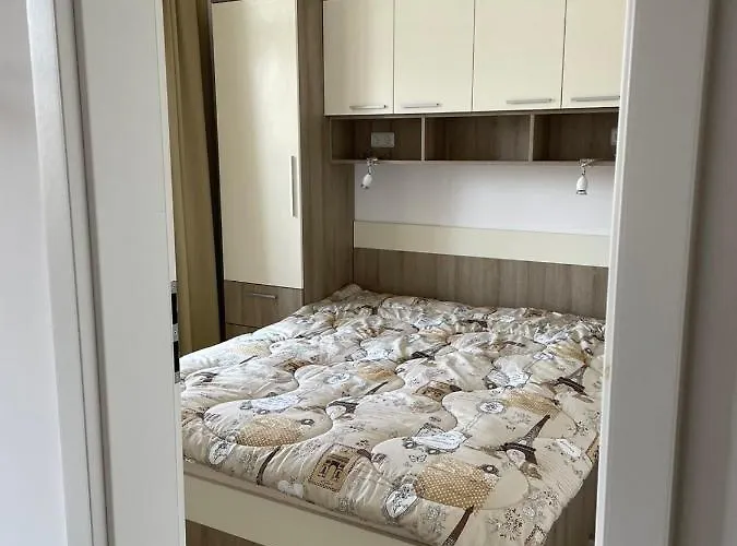 Aivazovski Park - Sp * 帕莫瑞